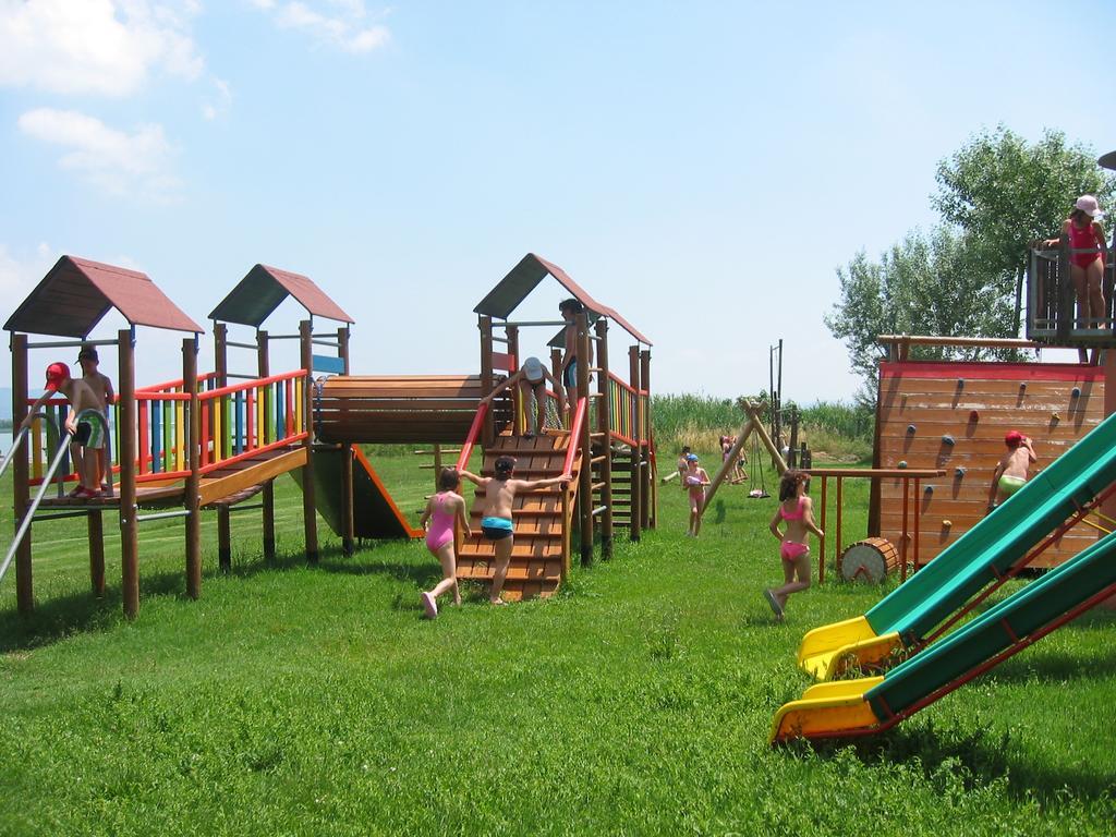 Badiaccia Village Camping Castiglione del Lago Buitenkant foto